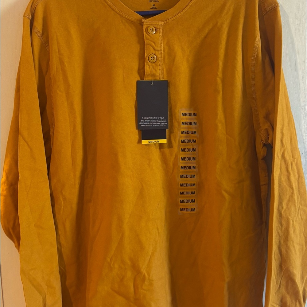 GAP Men's Amber Long Sleeve Tee
